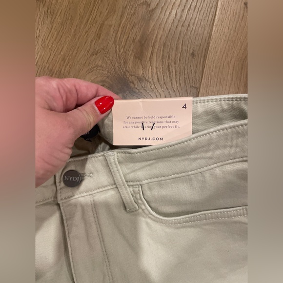 NYDJ Sheri slim ankle jeans with riveted side slits size 4 in feather - Picture 9 of 13
